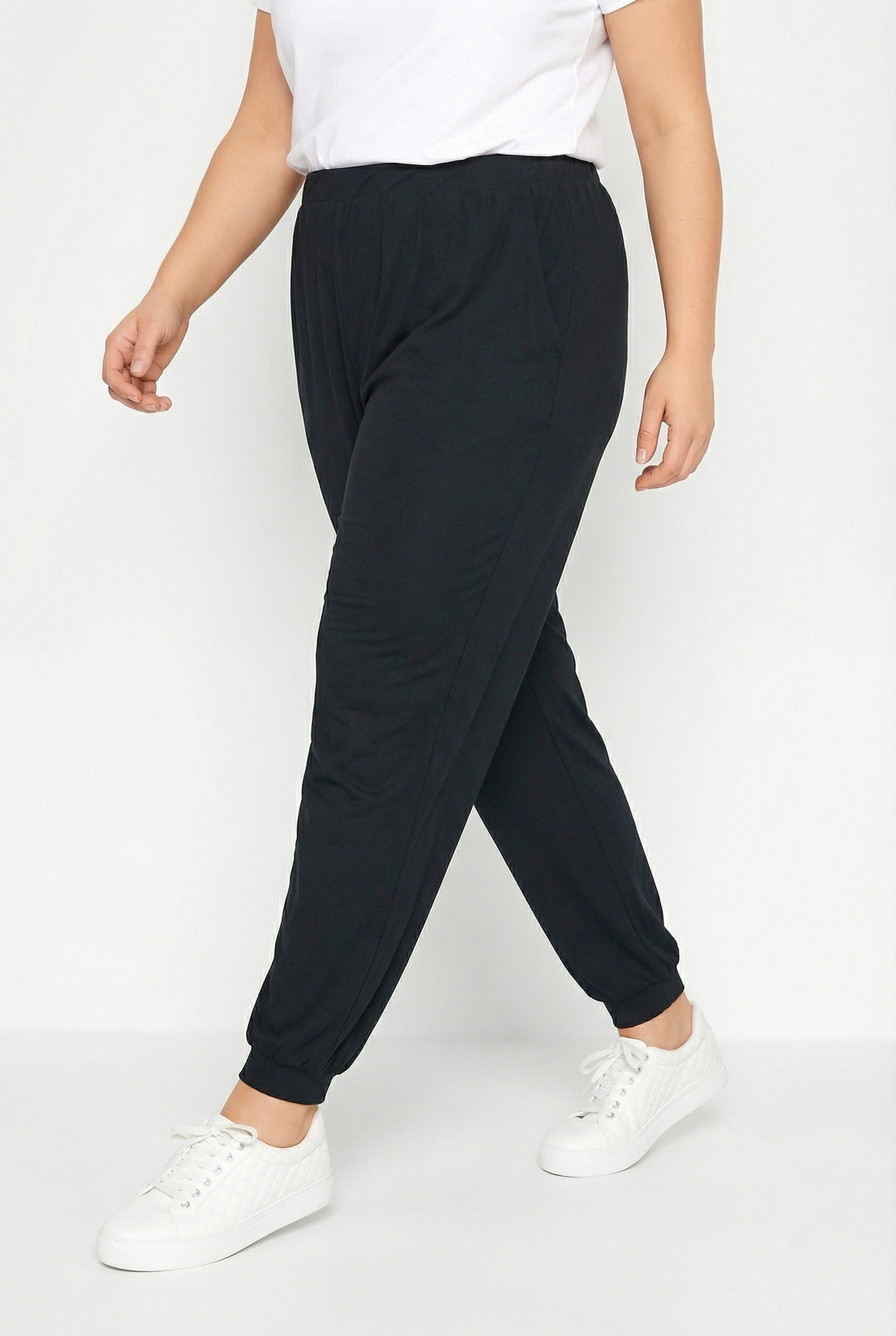 Siyah Cepli İnce Pantolon - Lastikli Bel ile Rahat Kullanım