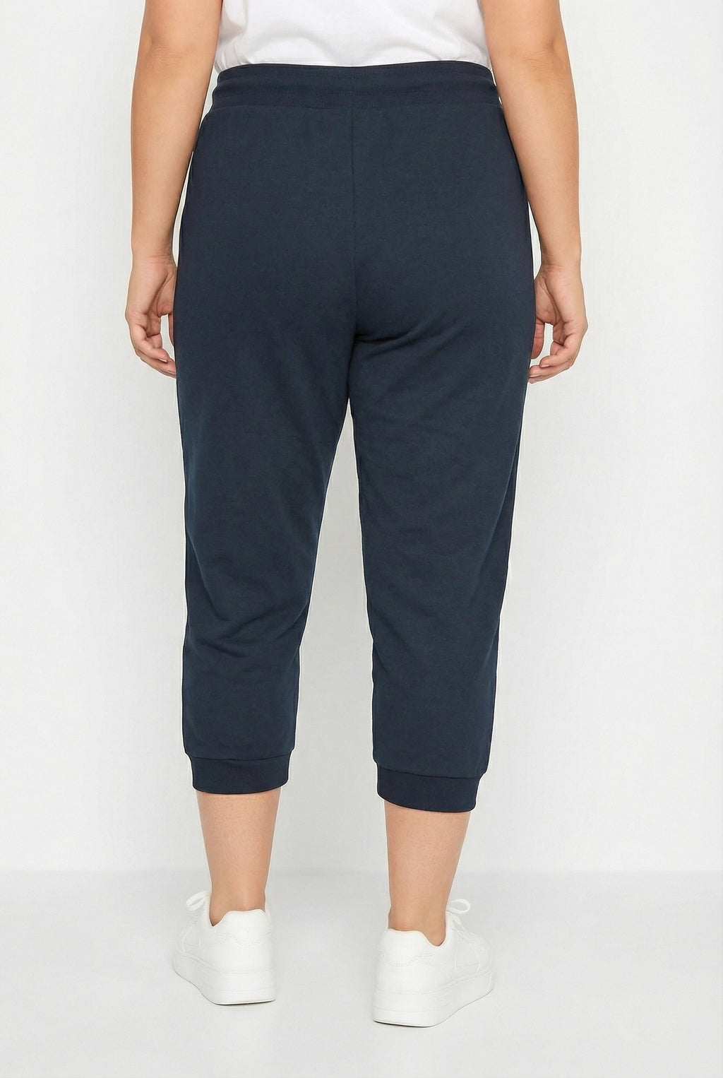 Dar Paça Jogger Pantolon - Lastikli, Lacivert, Konforlu ve Şık