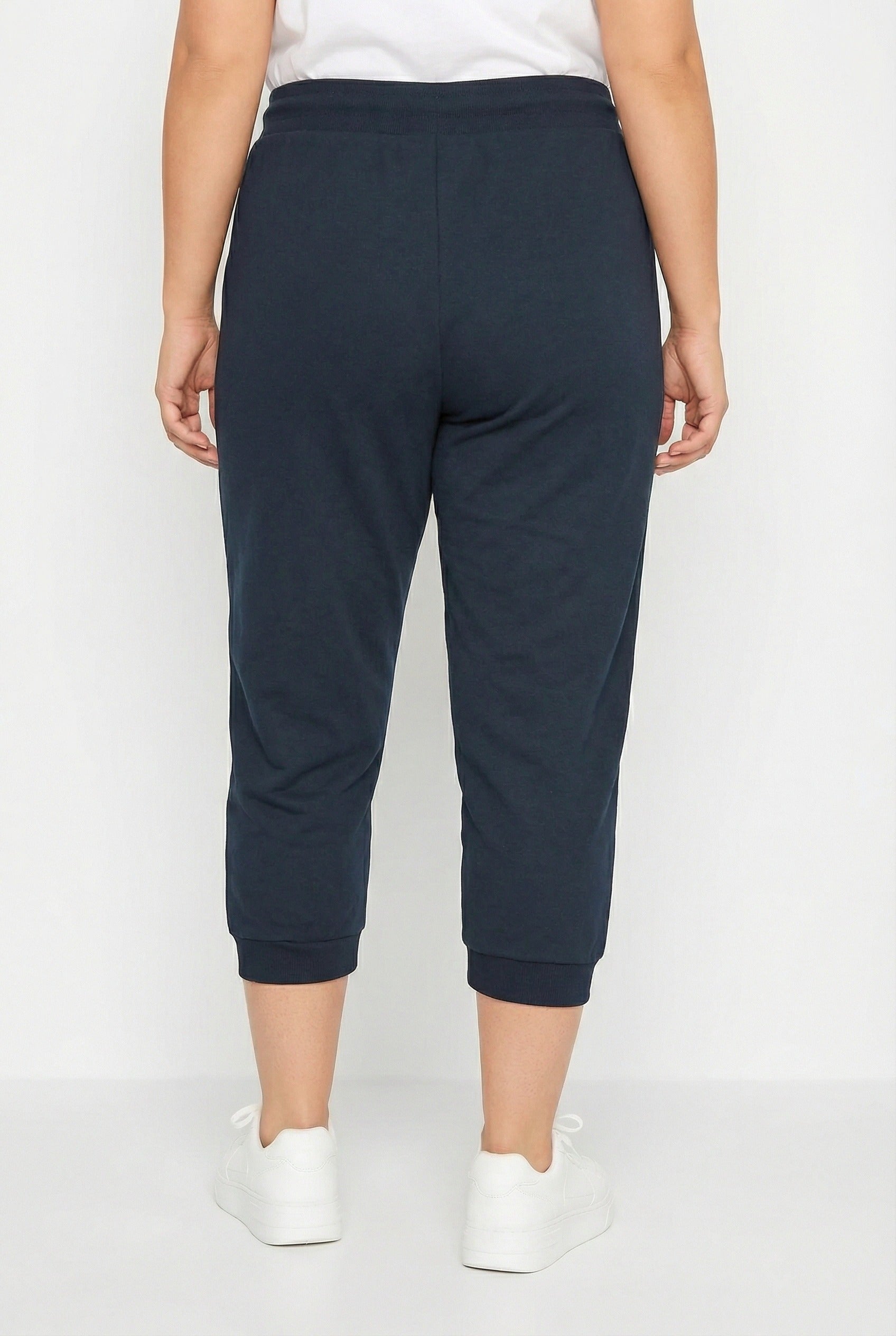 Dar Paça Jogger Pantolon - Lastikli, Lacivert, Konforlu ve Şık