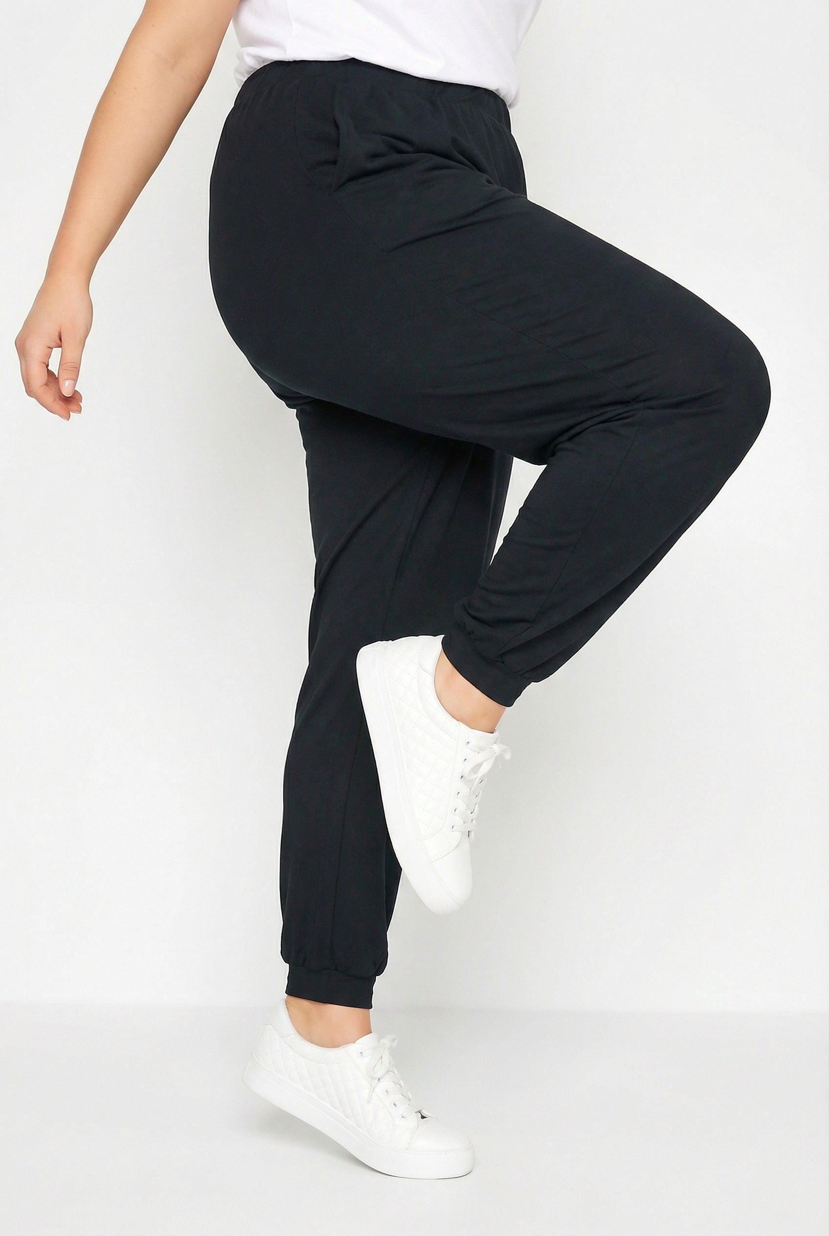 Siyah Cepli İnce Pantolon - Lastikli Bel ile Rahat Kullanım