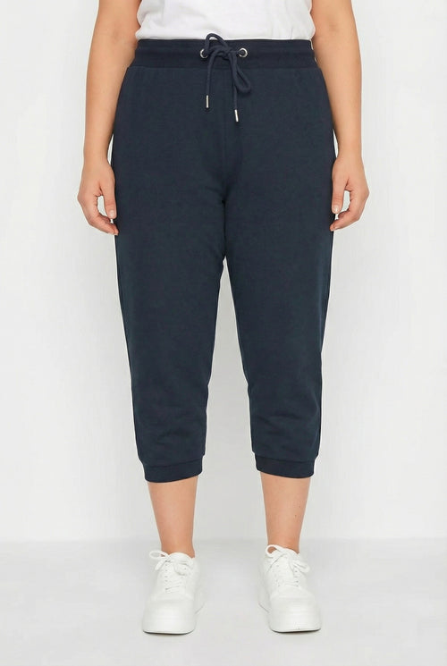 Dar Paça Jogger Pantolon - Lastikli, Lacivert, Konforlu ve Şık