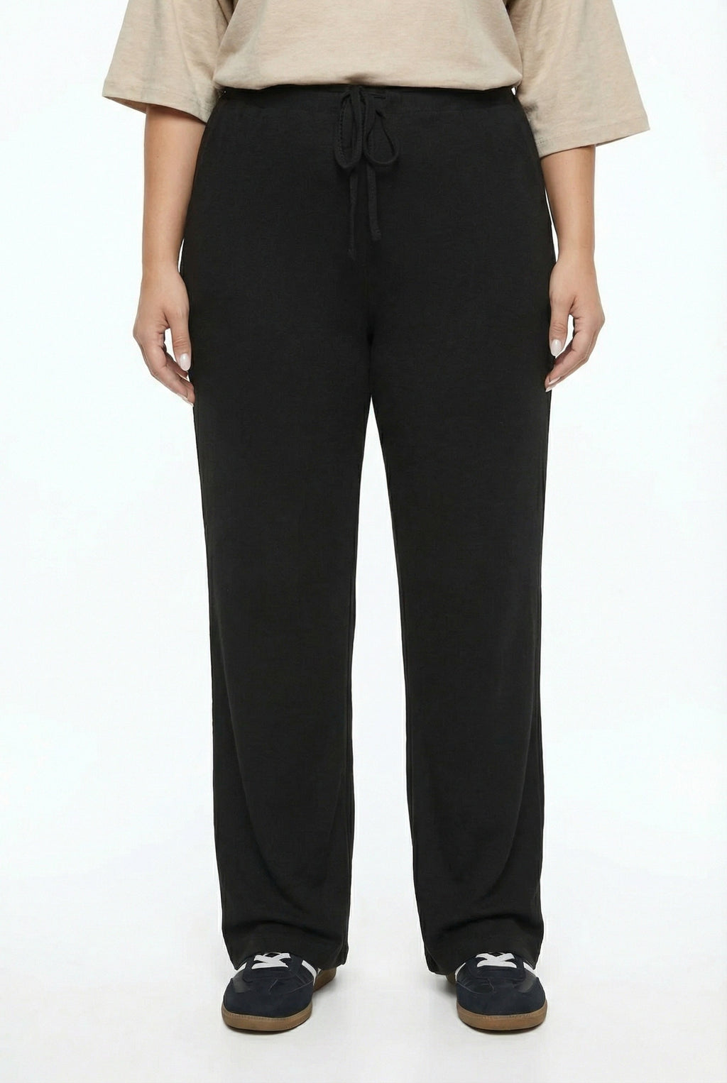 Siyah Beli Lastikli Geniş Paça Pantolon - Rahat ve Şık Seçim