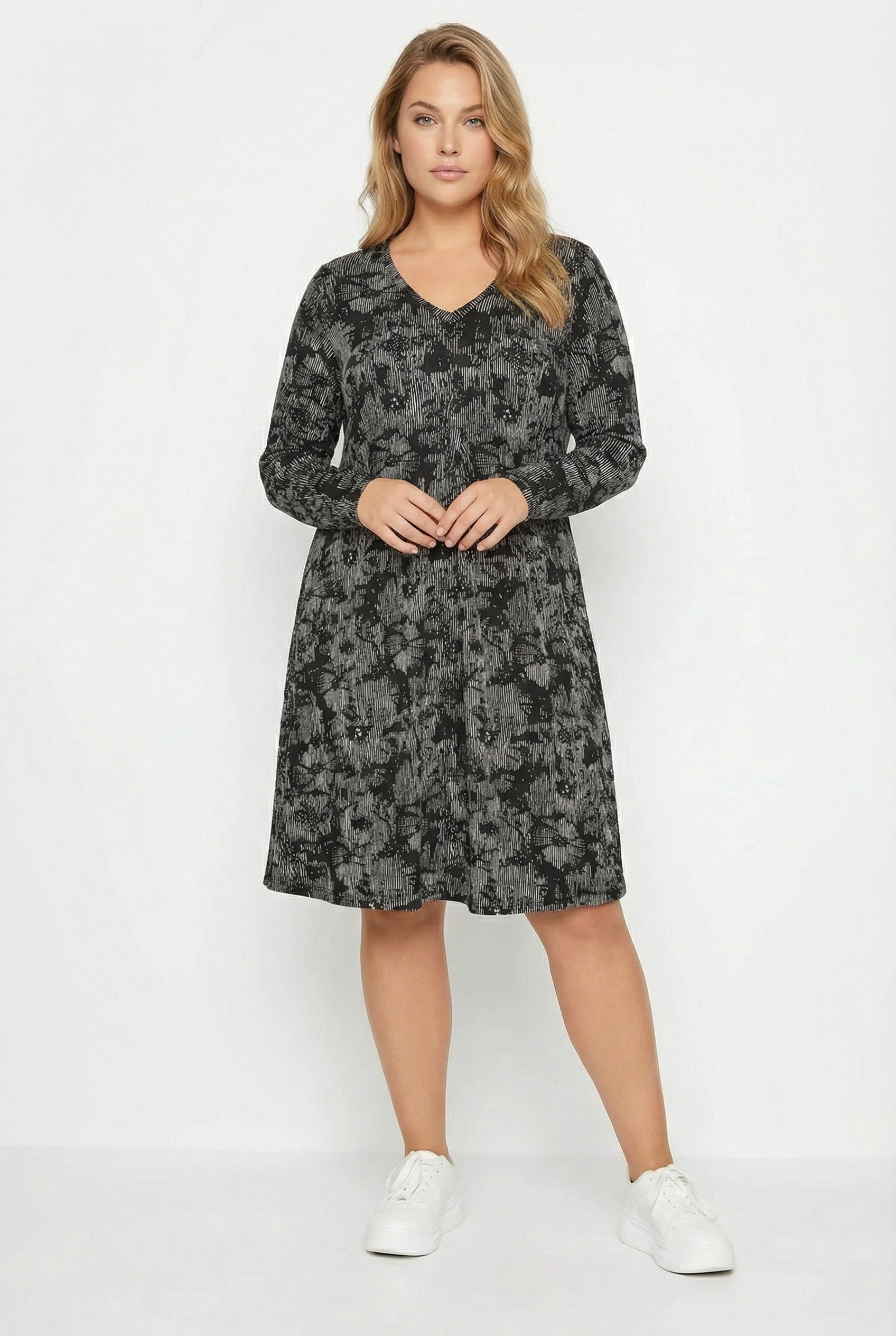 Desenli Midi Boy V Yaka Uzun Kollu Elbise - Rahat ve Şık Seçim