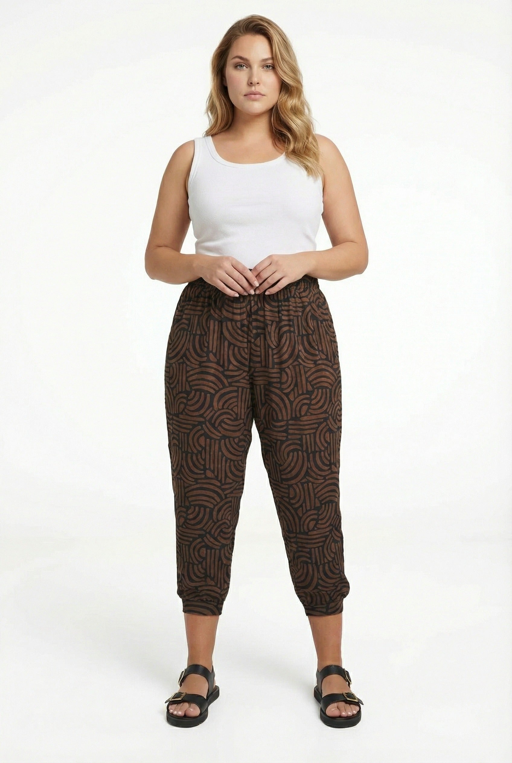 Soyut Desenli Cepli Pantolon - Kahve Renk, Rahat Kesim ve Lastik Belli
