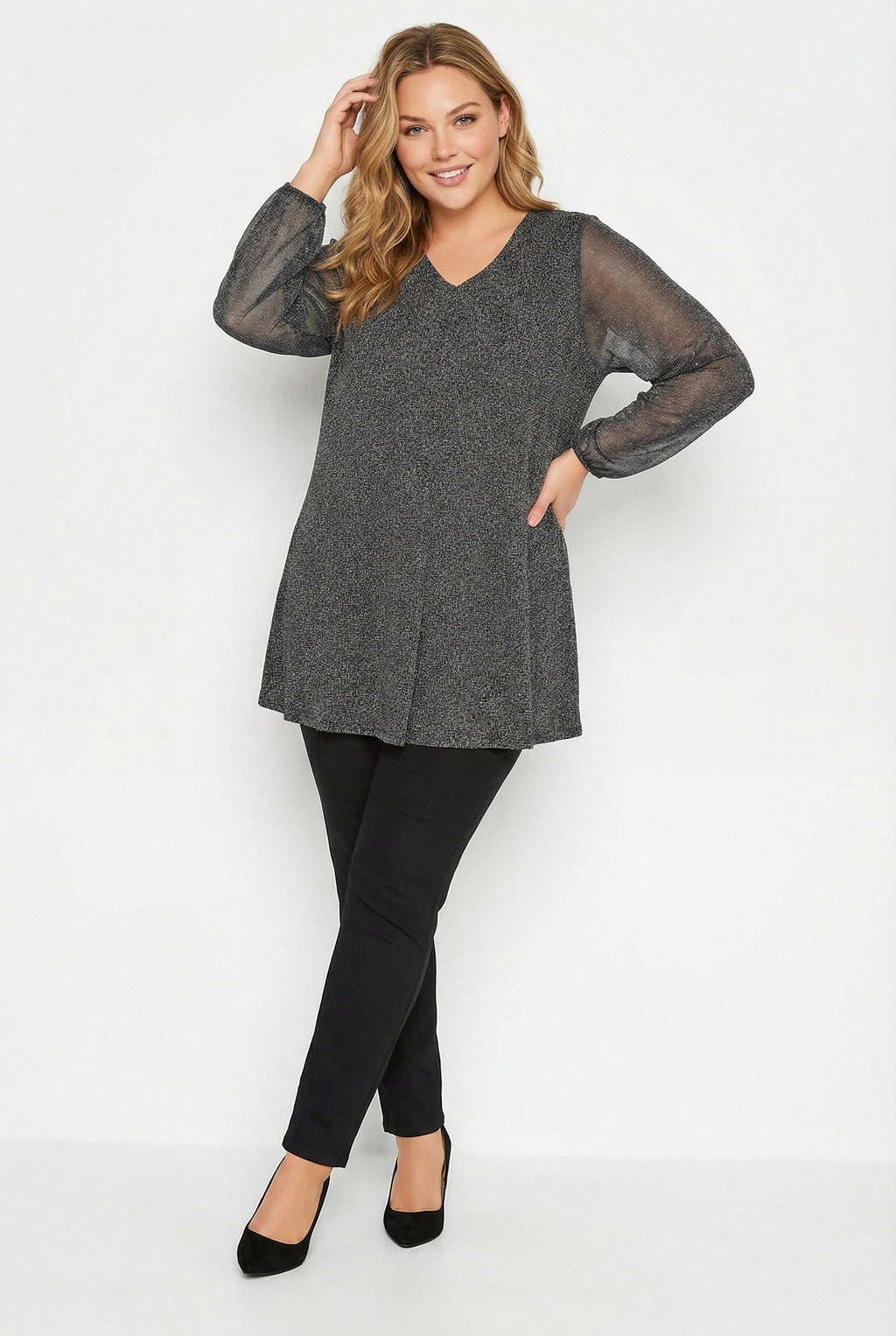 V Yaka Uzun Kollu Tül Detaylı Esnek Kumaşlı Bluz - Koyu Gri