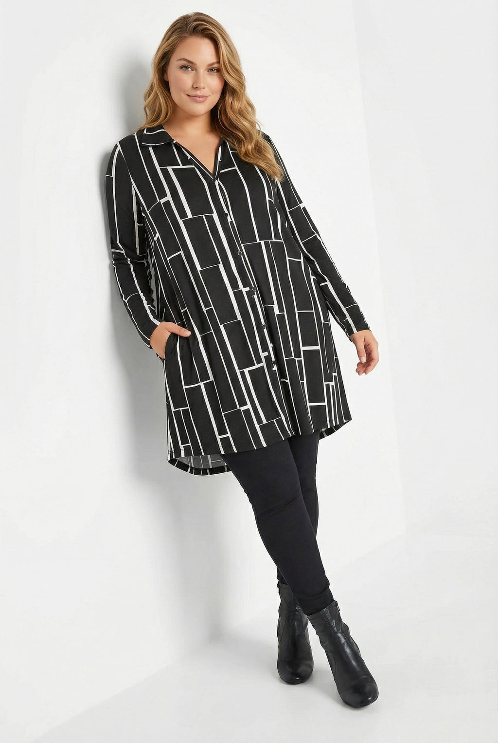 Geometrik Desenli Uzun Kesim Uzun Kollu Gömlek - Şık ve Rahat