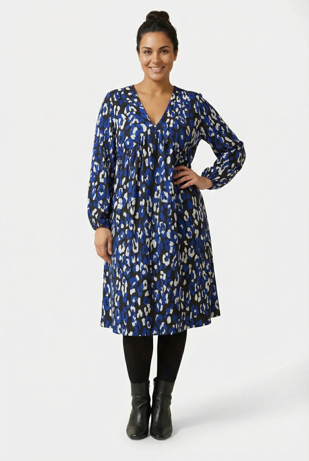 Mavi V Yaka Uzun Kollu Bürümcük Kumaş Midi Elbise - Şık ve Rahat