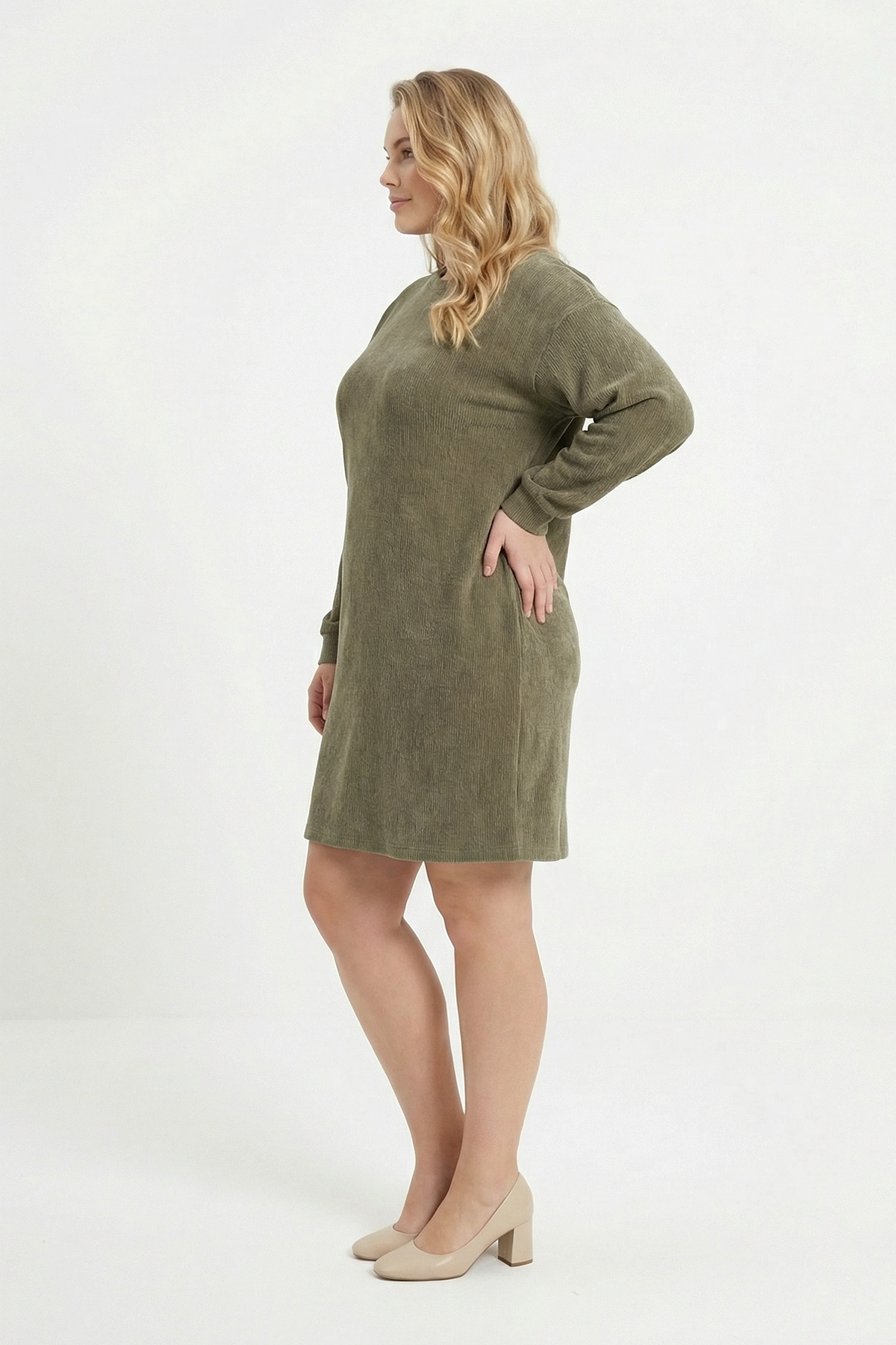 Kahve Renk Uzun Kollu Düz Kesim Elbise - Rahat ve Şık Seçim