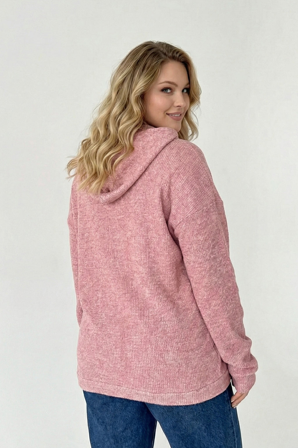 Kapüşonlu İnce Örme Sweatshirt - Pembe Renk ve Cepli Tasarım