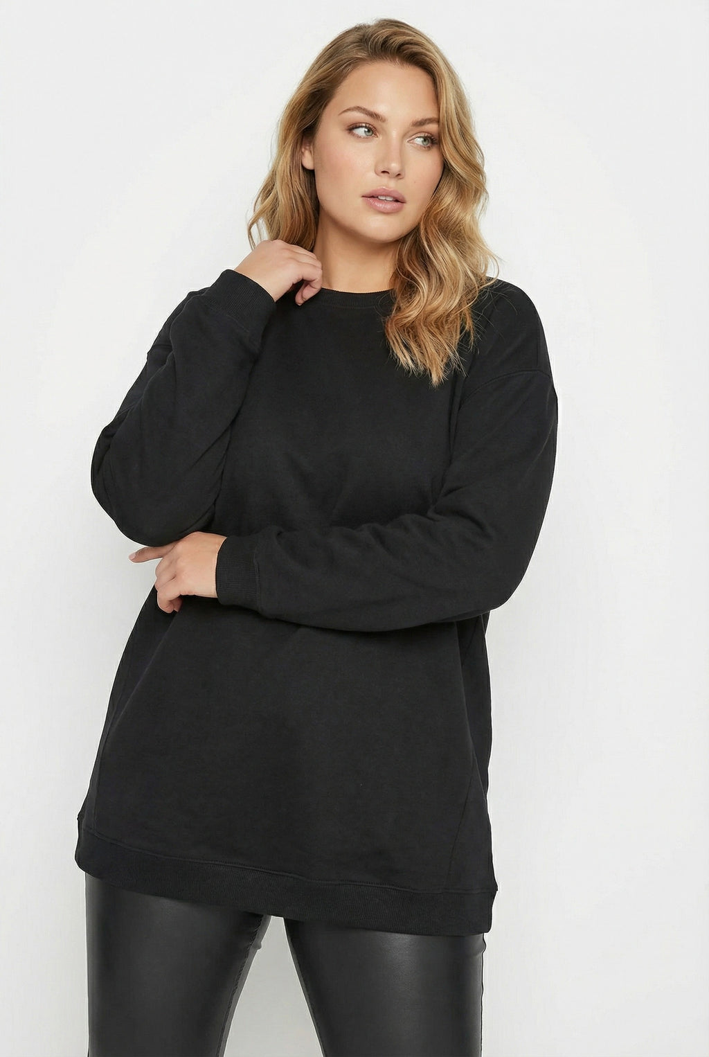 Siyah Uzun Kollu Basic Sweatshirt - Rahat ve Şık Tasarım