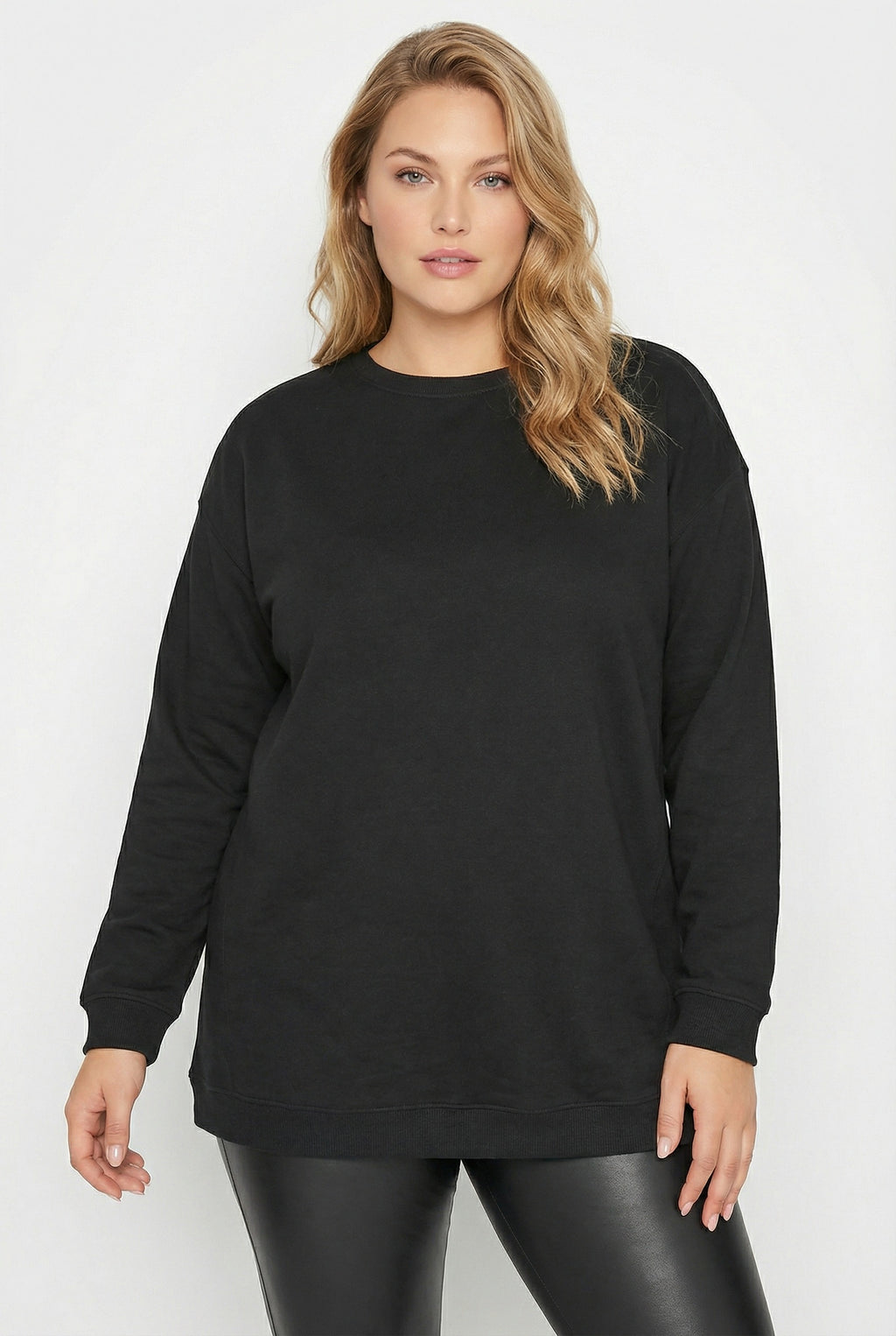 Siyah Uzun Kollu Basic Sweatshirt - Rahat ve Şık Tasarım