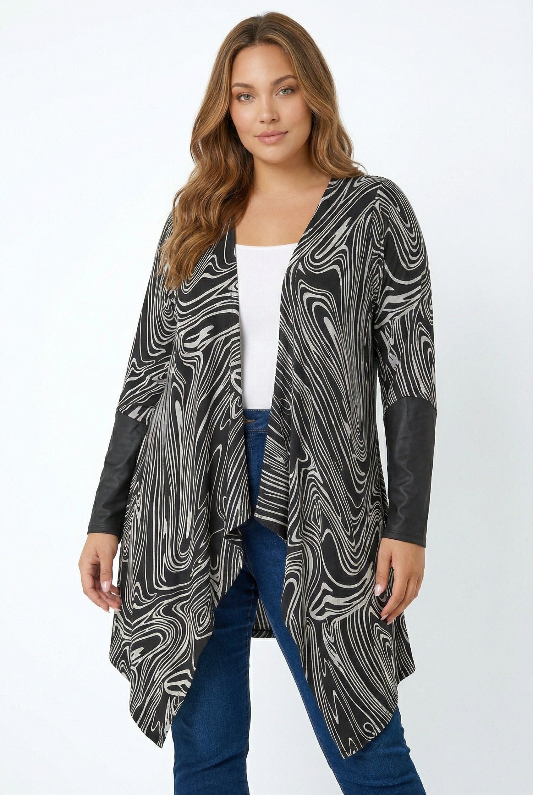 Uzun Kollu Deri Detaylı Kapamasız Hırka - Şık ve Rahat