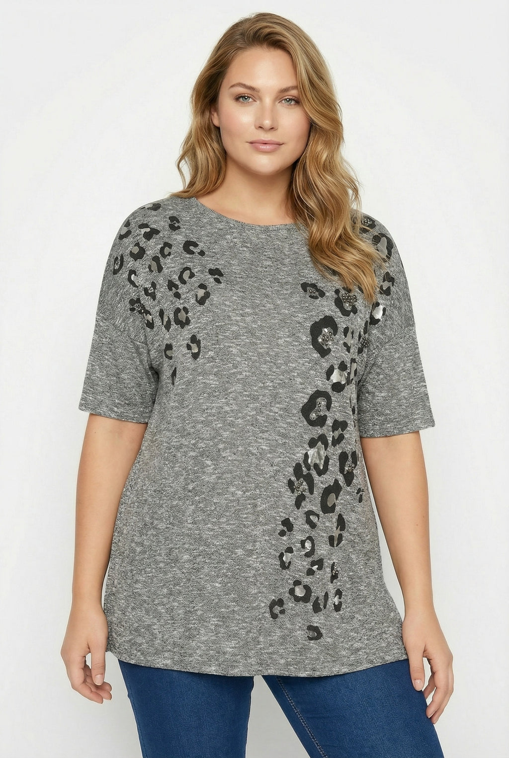 Yarım Kol Yırtmaçlı Boncuklu Tunik - Gri Renkli Şık Tasarım