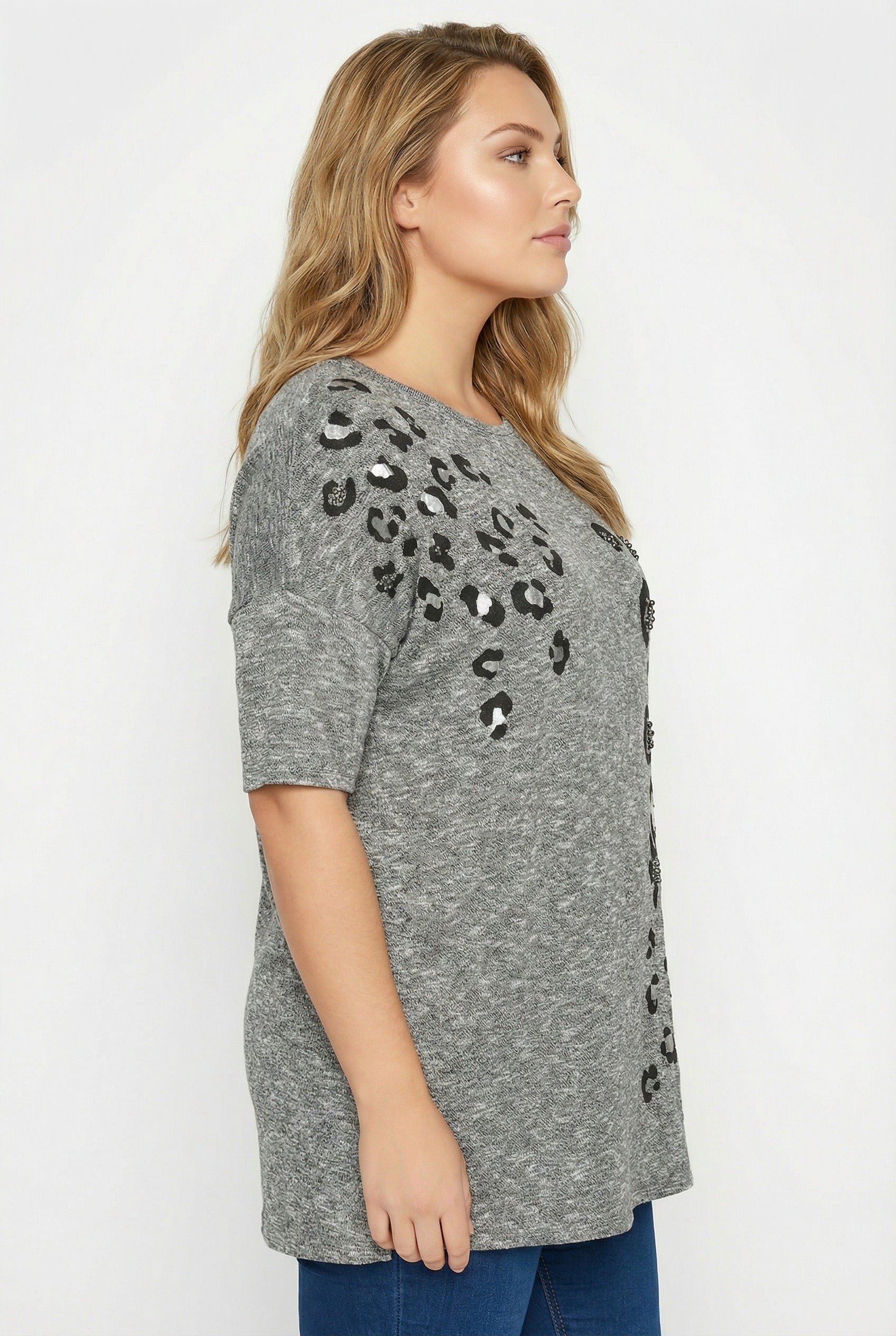 Yarım Kol Yırtmaçlı Boncuklu Tunik - Gri Renkli Şık Tasarım