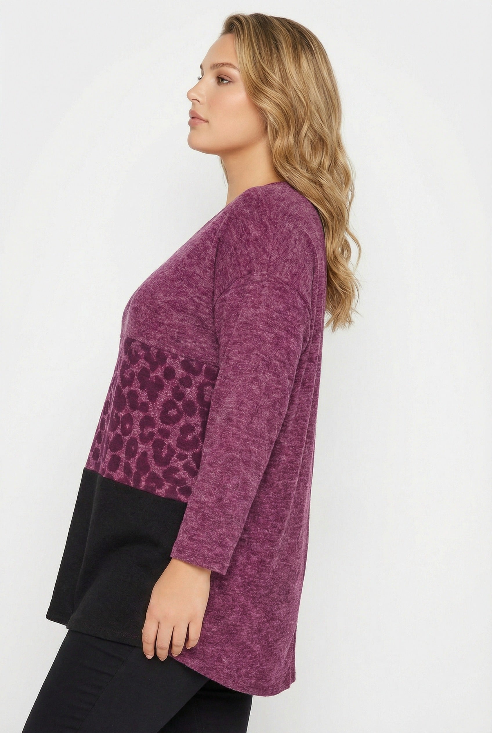 Mor V Yaka Uzun Kollu Peluş Sweatshirt - Şık ve Rahat Tasarım