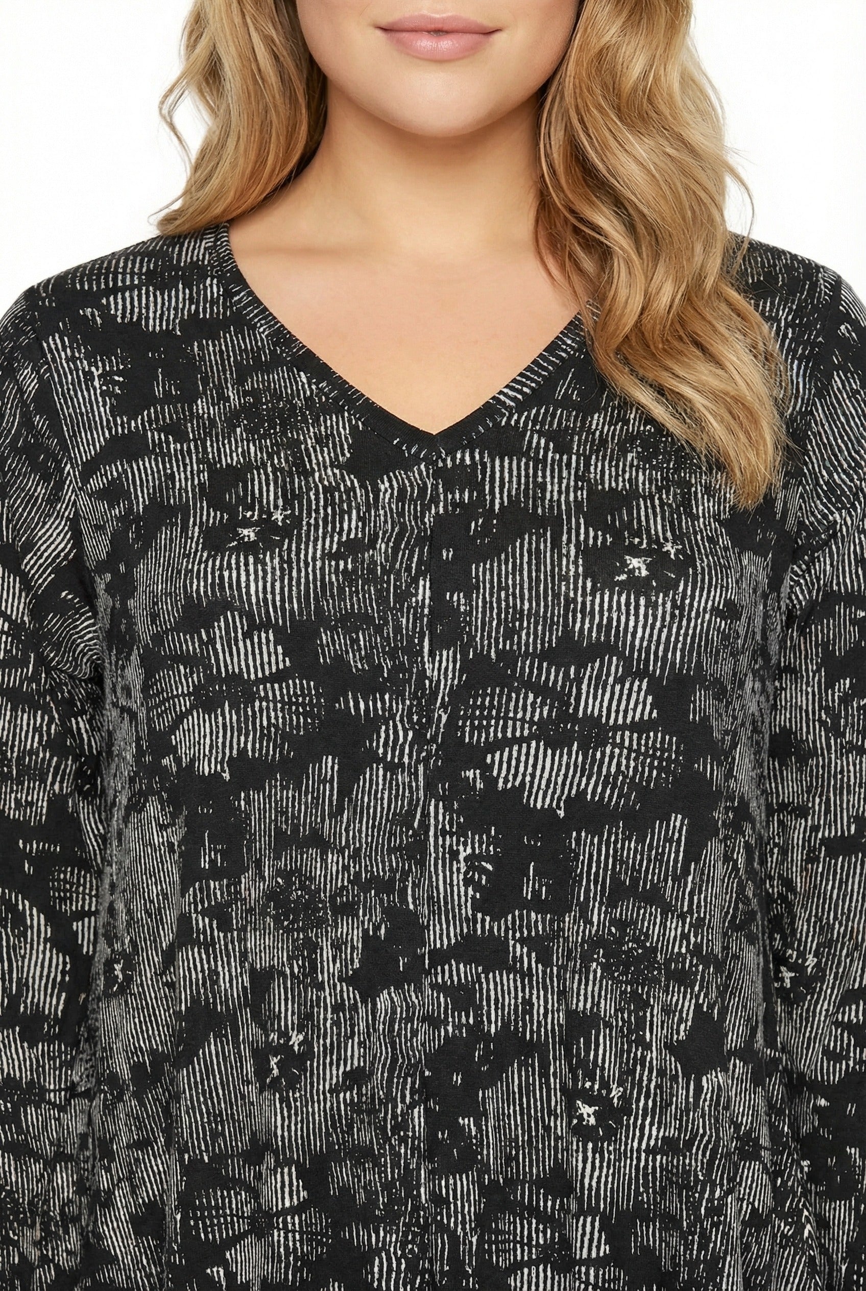 Desenli Midi Boy V Yaka Uzun Kollu Elbise - Rahat ve Şık Seçim