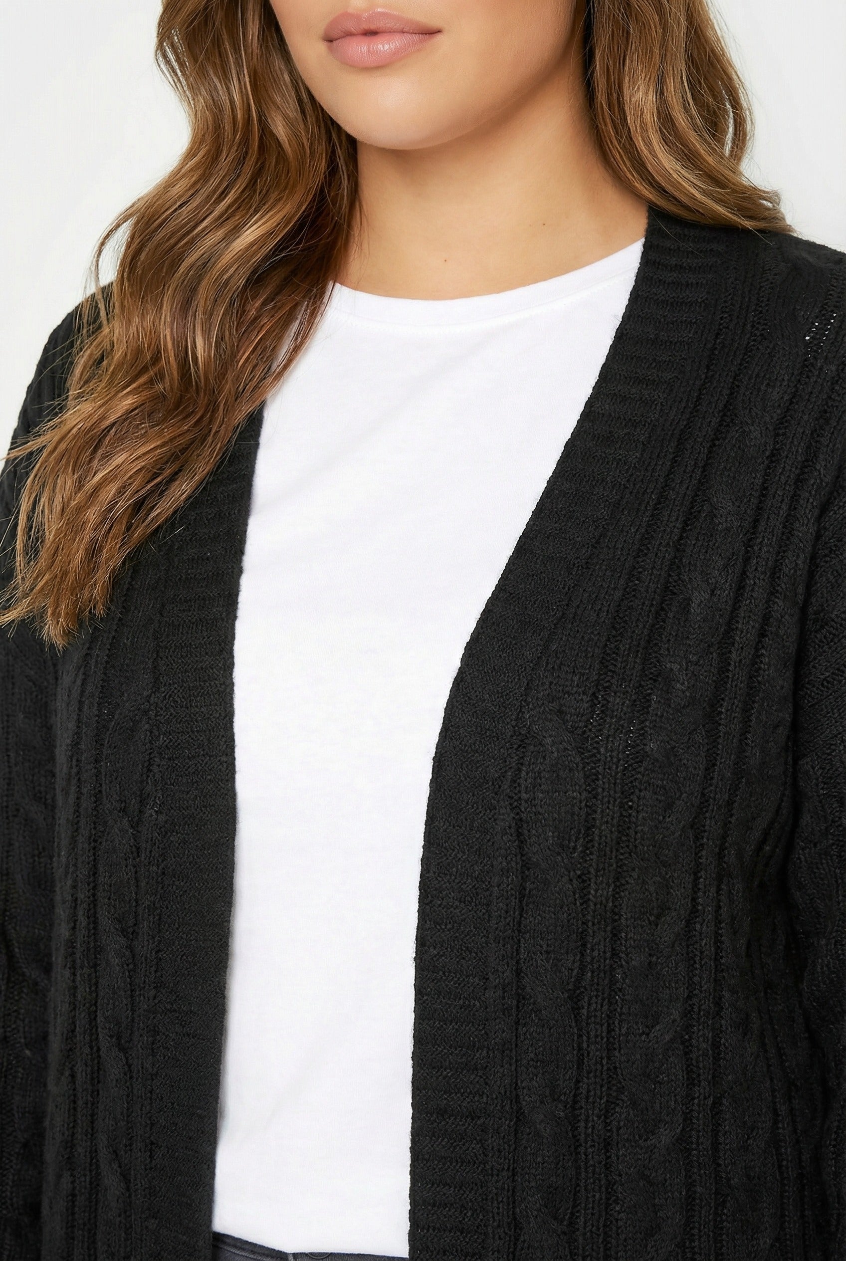 Maksi Uzun Triko Hırka: Rahat ve Şık Uzun Kollu Seçenekler